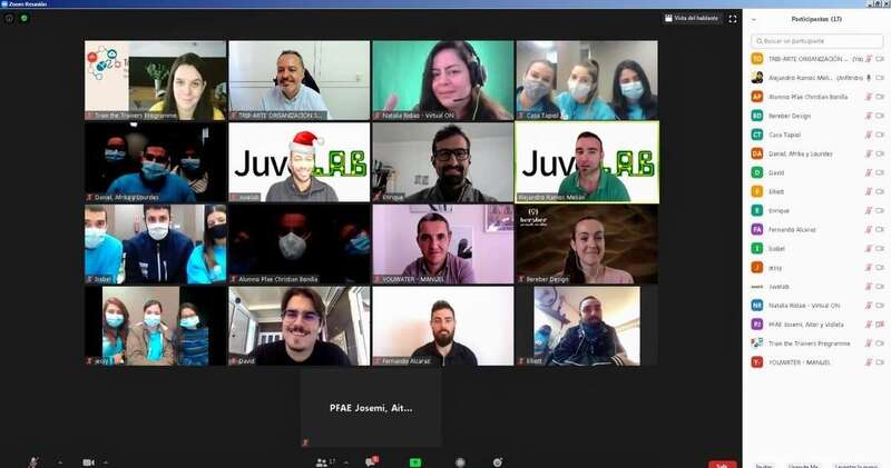 Imagen de una de las sesiones de JuveLAB / TA